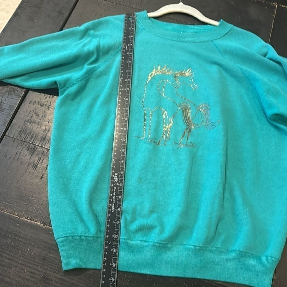 Vintage 1980S METALLIC HORSE Couple SWEATSHIRT Turquoise Hanes Large‌ - Picture 9 of 10